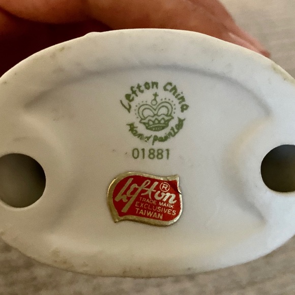 Clown and dog porcelain figurine. - Picture 6 of 6